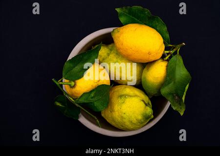 Frischen sizilianischen Zitronen Stockfoto