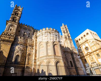 Die nordöstliche Fassade der Kathedrale von Palermo - Sizilien, Italien Stockfoto