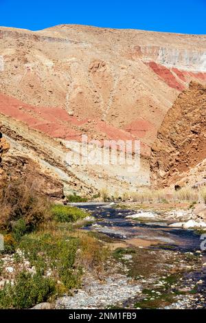 Afrika, Marokko, Südmarokko, Kelaat M'Gouna, Rosental (Vallee des Roses), Fluss, Assif M'goun, Stockfoto