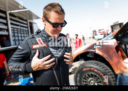 Tilal Swaihan, Abu Dhabi - 24/02/2023, CHICHERIT Guerlain (Fra), GCK Motorsport, Prodrive Hunter, FIA W2RC, Porträt während des Vorbereitungstests der Abu Dhabi Desert Challenge 2023, 2. Runde der Saison 2023 W2RC, vom 24. Bis 25. Februar 2023 in Tilal Swaihan, Abu Dhabi - Photo Julien Delfosse / DPPI Stockfoto