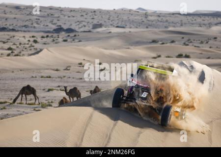 Tilal Swaihan, Abu Dhabi – 24/02/2023, 323 ZI Yungang (chn), WANG Zengrong (chn), BAIC ORC, G Rally Team OT3, Action während des Vortests der 2023. Abu Dhabi Desert Challenge, 2. Runde der Saison 2023 W2RC, vom 24. Bis 25. Februar 2023 in Tilal Swaihan, Abu Dhabi - Photo Julien Delfosse / DPPI Stockfoto