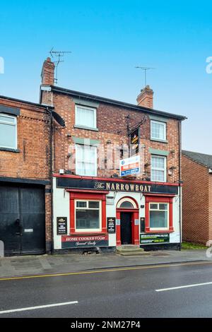 Der Narrowboat Pub zum Verkauf in Middlewich Cheshire UK Stockfoto