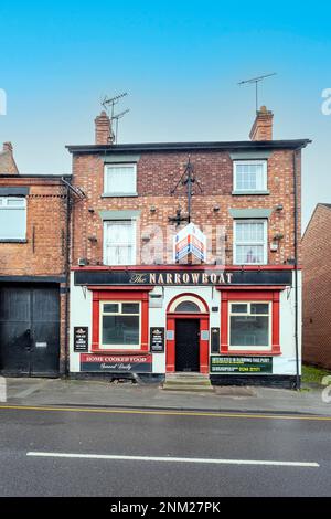 Der Narrowboat Pub zum Verkauf in Middlewich Cheshire UK Stockfoto