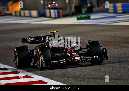 Zhou Guanyu (CHN) Alfa Romeo F1 Team C39. Formula One Testing, Day Two, Freitag, 24. Februar 2023. Sakhir, Bahrain. Stockfoto