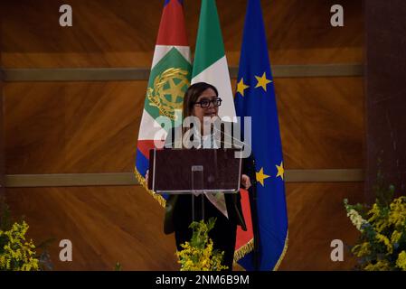 Rom, Italien. 24. Februar 2023 Antonella Polimeni, Rektor der Universität La Sapienza in Rom, spricht auf der Zeremonie zum 35. Jahr der Verleihung des Maria-Bellissario-Preises. Die Auszeichnung wird jährlich an Frauen vergeben, die sich in Beruf, Management, Wissenschaft, Wirtschaft, italienischem und internationalem Gesellschaftsleben bewährt haben. Vincenzo Nuzzolese/Alamy Live News Stockfoto