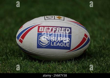 Huddersfield, Großbritannien. 24. Februar 2023. Super League-Spielball während des Spiels Huddersfield Giants gegen Warrington Wolves in der Betfred Super League Round 2 im John Smith's Stadium, Huddersfield, Großbritannien, 24. Februar 2023 (Foto von Mark Cosgrove/News Images) in Huddersfield, Großbritannien, am 2./24. Februar 2023. (Foto: Mark Cosgrove/News Images/Sipa USA) Guthaben: SIPA USA/Alamy Live News Stockfoto