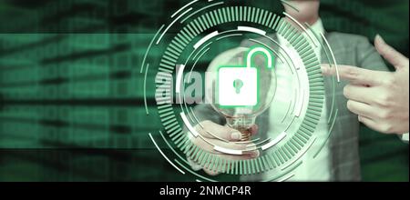 Dame im Anzug mit Glühbirne, die innovatives Denken symbolisiert futuristische Technologie. Frau präsentiert elektrische Lampe Displays Stockfoto