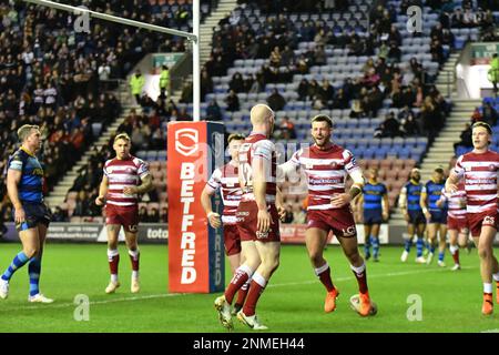 DW Stadium, Wigan, England. 24. Februar 2023 Betfred Super League, Wigan Warriors gegen Wakefield Trinity; Betfred Super League Match zwischen Wigan Warriors und Wakefield Trinity, Guthaben: Mark Percy/Alamy Live News Stockfoto