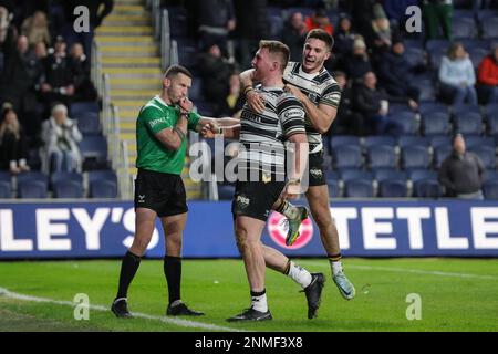 Scott Taylor #30 vom Hull FC feiert seinen Versuch und erzielt 18-20 Punkte in der zweiten Hälfte des Spiels der Betfred Super League Round 2 Leeds Rhinos vs Hull FC im Headingley Stadium, Leeds, Großbritannien, 24. Februar 2023 (Foto: James Heaton/News Images) Stockfoto