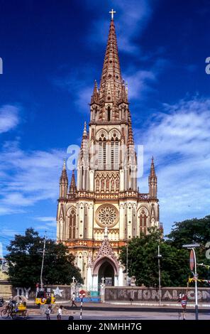 Die 1840 erbaute Kirche unserer Lieben Frau von Lourdes ist die Nachbildung der Basilika von Lourdes in Tiruchirappalli Trichy, Tamil Nadu, Südindien, Indien Stockfoto