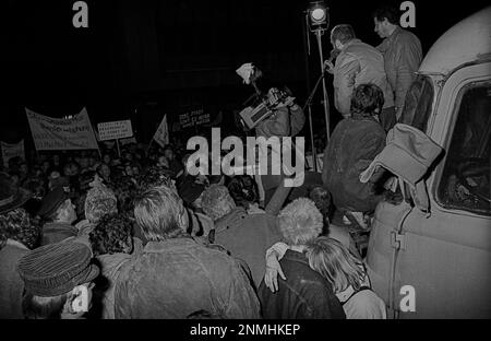 DDR, Berlin, 15.01.1990, Besetzung des Stasi-Hauptquartiers in der Normannenstraße, Referent Stockfoto