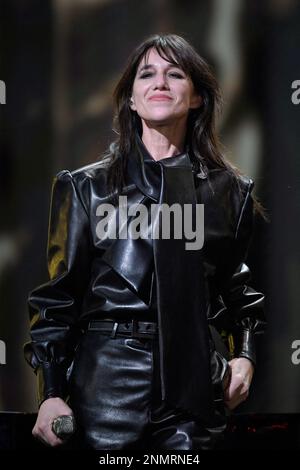 Charlotte Gainsbourg tritt am 24. Februar 2023 bei den Cesar Film Awards 48. in L'Olympia in Paris auf der Bühne auf. Foto: Aurore Marechal/ABACAPRESS.COM Kredit: Abaca Press/Alamy Live News Stockfoto