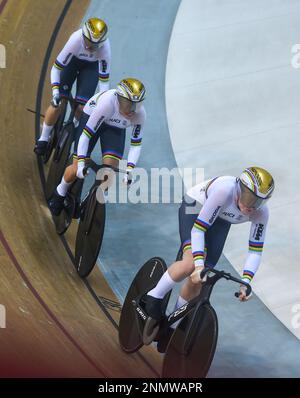 Jakarta, Indonesien. 24. Februar 2023. Team Deutschland tritt beim Sprint-Finale der Frauenmannschaft beim UCI Track Cycling Nations Cup 2023 in Jakarta, Indonesien, am 24. Februar 2023 an. Kredit: Zulkarnain/Xinhua/Alamy Live News Stockfoto