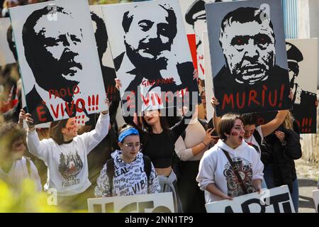 Während des marsches von Bagheria nach Casteldaccia demonstrieren die Studenten gegen die Mafia. Stockfoto