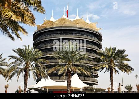 Sakhir, Bahrain. 25. Februar 2023 Paddock-Atmosphäre. Formula One Testing, Day Three, Samstag, 25. Februar 2023. Sakhir, Bahrain. Kredit: James Moy/Alamy Live News Stockfoto