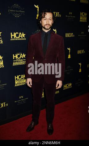 BEVERLY HILLS, KALIFORNIEN - FEBRUAR 24: Joseph Gordon-Levitt nimmt an den HCA Film Awards 2023 der Hollywood Critics Association in Beverly Wilshire Teil, A. Stockfoto
