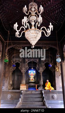 Am 30. Januar 2023 ist Shree RAM Mandir (Tempel) Phaltan einer der ältesten Tempel der Stadt. Die Tempelarchitektur ist aus Holz. Stockfoto