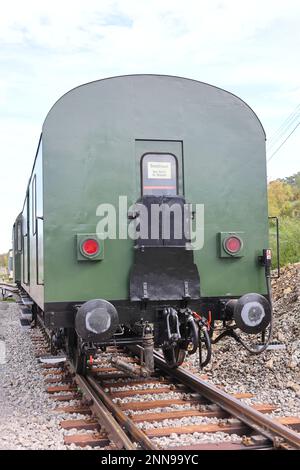 Kopfende eines alten Eisenbahnwaggons Stockfoto