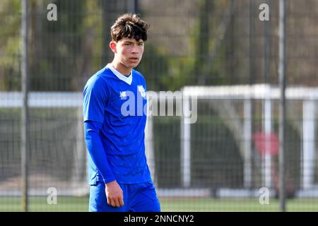 Swansea, Wales. 25. Februar 2023 Luey Giles aus Cardiff City während des Spiels der Professional Development League zwischen Swansea City under 18 und Cardiff City under 18 an der Swansea City Academy in Swansea, Wales, Großbritannien, am 25. Februar 2023. Kredit: Duncan Thomas/Majestic Media/Alamy Live News. Stockfoto