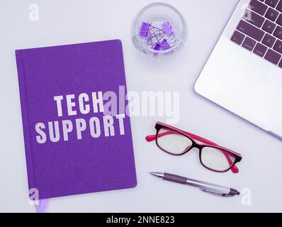 Technischer Support für handgeschriebenen Text. Ein Wort über die Unterstützung von Personen, die technische Probleme haben Stockfoto