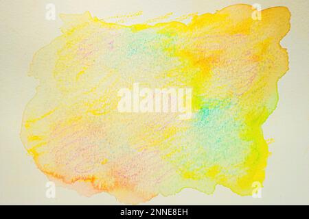 Gelbe, blaue, orangefarbene, rosafarbene Textur. Alkoholtinte Technik abstrakter Hintergrund. Pinselstrich in Aquarell. Vorlage für Banner- und Posterdesign. Hoch Stockfoto