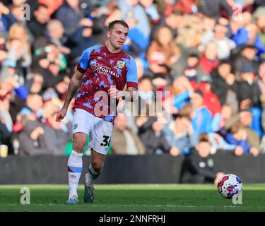 Burnley, Großbritannien. 25. Februar 2023. Jordan Beyer #36 von Burnley während des Sky Bet Championship-Spiels Burnley vs Huddersfield Town in Turf Moor, Burnley, Großbritannien, 25. Februar 2023 (Foto von Conor Molloy/News Images) in Burnley, Großbritannien, am 2./25. Februar 2023. (Foto: Conor Molloy/News Images/Sipa USA) Guthaben: SIPA USA/Alamy Live News Stockfoto