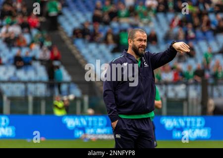 Rom, Italien. 25. Februar 2023 Irland Cheftrainer Andy Farrell auf dem Spielfeld vor dem Spiel. Italien gegen Irland, Six Nations Rugby. Stadio Olimpico. Rom, Italien. 25. Februar 2023 Stockfoto