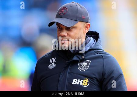 Burnley, Großbritannien. 25. Februar 2023. Vincent Kompany The Burnley Manager vor dem Sky Bet Championship-Spiel Burnley vs Huddersfield Town in Turf Moor, Burnley, Vereinigtes Königreich, 25. Februar 2023 (Foto von Conor Molloy/News Images) in Burnley, Vereinigtes Königreich, 2./25. Februar 2023. (Foto: Conor Molloy/News Images/Sipa USA) Guthaben: SIPA USA/Alamy Live News Stockfoto