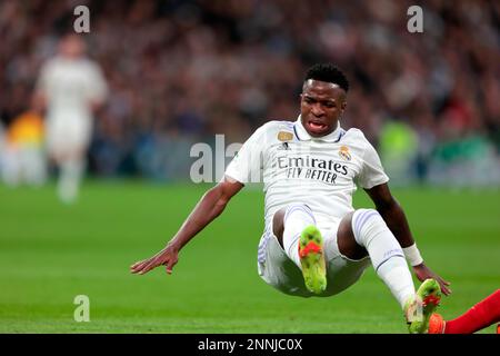 Madrid, Spanien. 25. Februar 2023. Madrid Spanien; 25.02.2023.- Real Madrid Spieler Binicius Jr. Real Madrid gegen Atletico de Madrid Spanisches Fußballspiel La Liga Tag 23 Staffel 22-23 im Santiago Bernabéu Stadion in Madrid. Kredit: Juan Carlos Rojas/dpa/Alamy Live News Stockfoto