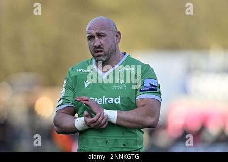 Barnet, Vereinigtes Königreich. 25. Februar 2023. Premiership Rugby. Saracens V Newcastle Falcons. Stone-X-Stadion. Barnet. Carl Fearns (Newcastle) während des Rugby-Spiels Saracens V Newcastle Falcons Gallagher Premiership. Kredit: Sport In Pictures/Alamy Live News Stockfoto