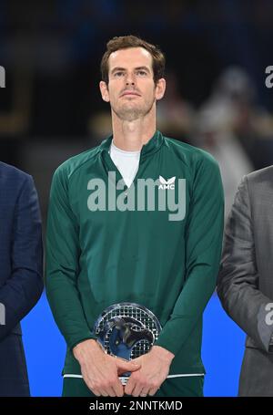 Doha, Katar. 25. Februar 2023. Andy Murray aus Großbritannien nimmt an der Preisverleihung nach dem Singles-Finale bei der ATP250 Qatar Open 2023 in Doha, Katar, am 25. Februar 2023 Teil. Kredit: Nikku/Xinhua/Alamy Live News Stockfoto