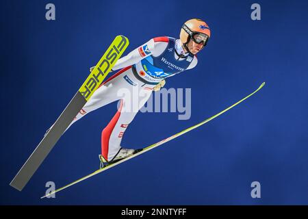 Planica, Slowenien. 25. Februar 2023. Stefan Kraft von Österreich in Aktion beim man's Ski Jumping HS102-Wettbewerb bei der FIS Nordic World Ski Championships 2023. Kredit: SOPA Images Limited/Alamy Live News Stockfoto