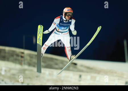 Planica, Slowenien. 25. Februar 2023. Piotr Zyla aus Polen tritt beim Men's Ski Jumping Normal Hill bei der FIS Nordic World Ski Championships 43. in Planica, Slowenien, am 25. Februar 2023 an. Kredit: Zeljko Stevanic/Xinhua/Alamy Live News Stockfoto