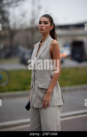 Cindy Mello vor der Alberta Ferretti Modenschau während der Mailänder Fashion Week für Damen Herbst/Winter 2023/2024 Stockfoto