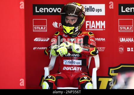 Victoria, Australien. 26. Februar 2023. Alvaro Bautista (ESP) Rennen für Aruba.IT Racing - Ducati-in den Boxen vor dem Rennen zwei der 2023 australischen Grand Ridge Round der MOTUL FIM Superbike World Championship 2023 in Phillip Island, Australien, am 26. Februar 2023 - Bildgutschrift: brett keating/Alamy Live News Stockfoto