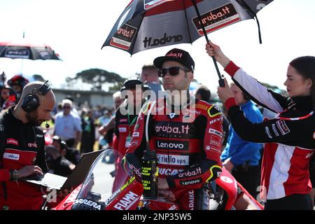 Victoria, Australien. 26. Februar 2023. Alvaro Bautista (ESP) Rennen für Aruba.IT Racing - Ducati-sitzt vor dem Rennen zwei der 2023 australischen Grand Ridge Round der MOTUL FIM Superbike World Championship 2023 in Phillip Island, Australien, am 26. Februar 2023 - Bildgutschrift: brett keating/Alamy Live News Stockfoto