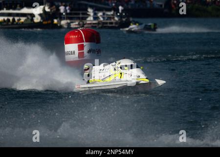 Lake Toba, Indonesien. 26. Februar 2023. Peter Morin vom China CTIC Team nimmt am 26. Februar 2023 am Lake Toba in North Sumatra, Indonesien, an einer Qualifikationssitzung zum Formel 1 H20 Grand Prix von Indonesien Teil. Kredit: Veri Sanovri/Xinhua/Alamy Live News Stockfoto