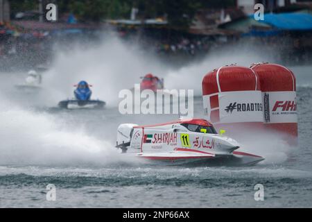 Lake Toba, Indonesien. 26. Februar 2023. Sami Selio vom Sharjah Team nimmt am 26. Februar 2023 am Lake Toba in Nord-Sumatra, Indonesien, am Formel-1 H20-Grand-Prix-Rennen 1 Teil. Kredit: Veri Sanovri/Xinhua/Alamy Live News Stockfoto