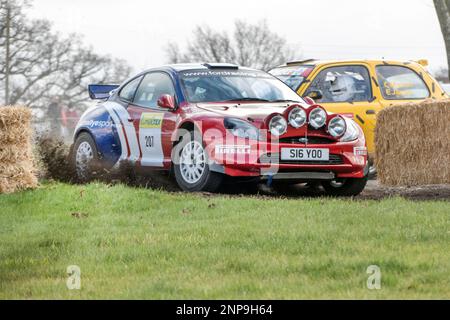 Ford Puma Coupe Rally Car auf Race Retro 2023 Exhibition und Rally Stages im Stoneleigh Park Warwickshire UK Stockfoto