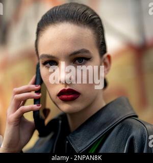 Modell nach Dolce & Gabbana Milan Fashion Week AW23/24 MFW Stockfoto