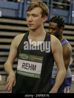 Birmingham, Großbritannien. 25. Februar 2023 Para Athlete Nils REHM (GBR) (T46) anlässlich der World Athletics „World Indoor Tour“ Endversammlung in der utilita Arena, Birmingham, am 25. Februar 2023 Kredit: Ben Booth/Alamy Live News Stockfoto