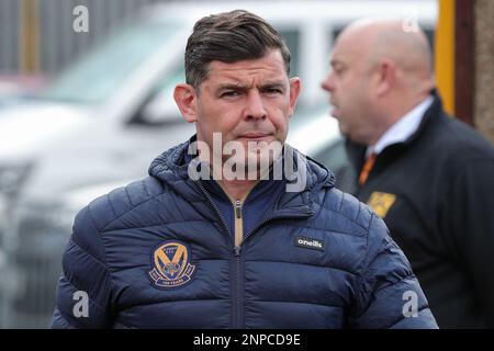 Paul Wellens Cheftrainer von St. Helens kommt vor dem Spiel der Betfred Super League Runde 2 Castleford Tigers vs St Helens im MEND-A-Hose Jungle, Castleford, Großbritannien, 26. Februar 2023 (Foto von James Heaton/News Images) in Castleford, Großbritannien, am 2./26. Februar 2023 an. (Foto: James Heaton/News Images/Sipa USA) Stockfoto