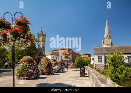 Sommernachmittag im Stadtzentrum von Salisbury. Stockfoto