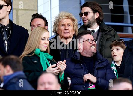 Rod Stewart auf den Tribünen vor dem Viaplay Sports Cup-Finale im Hampden Park, Glasgow. Foto: Sonntag, 26. Februar 2023. Stockfoto