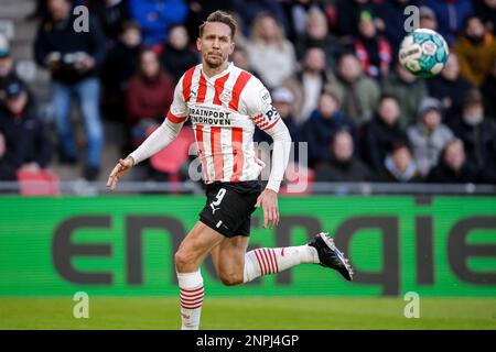 EINDHOVEN, NIEDERLANDE - FEBRUAR 26: Luuk de Jong von PSV während des niederländischen Eredivisie-Spiels zwischen PSV und FC Twente im Philips Stadion am 26. Februar 2023 in Eindhoven, Niederlande (Foto von Broer van den Boom/Orange Pictures) Stockfoto