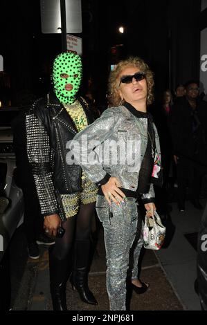 Elton Ilirjani mit Philipp Plein bei der New York Fashion Week, gekleidet in Philipp Plein, in New York City Stockfoto