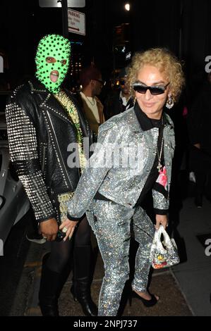Elton Ilirjani mit Philipp Plein bei der New York Fashion Week, gekleidet in Philipp Plein, in New York City Stockfoto