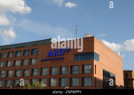 BERLIN/GERMANYDEUSCTHLAND / 10. AUGUST 2018.. ARD Deutsches Fernsehbürogebäude in Berlin ( Foto von Francis Joseph Dean / Deanpictures. Stockfoto