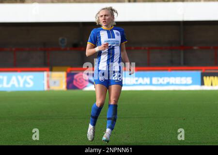 Broadfiled Stadium, Crawley Town, Großbritannien, 26. Februar 2023 Katie Robionson (BRI, 22) während eines FA-Cup-Spiels am 26 2023. Februar zwischen Brighton & Hove Albion und Coventry United LFC im Broadfield Stadium, Crawley, Großbritannien. (Bettina Weissensteiner/SPP) Stockfoto