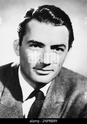 1952 c. : der Filmschauspieler GREGORY PECK ( La Jolla , CA 5 april 1916 - Los Angeles , CA 12 june 2003 ) , Publicity still - KINO - Rituto - Porträt - colletto - Krawatte - Cravatta --- Archivio GBB Stockfoto